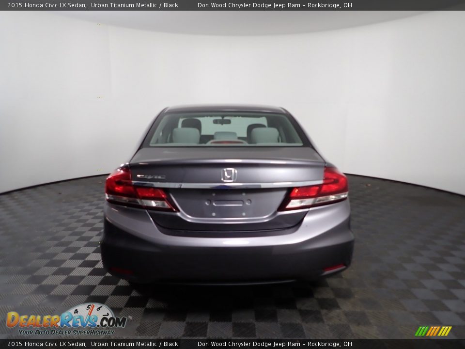 2015 Honda Civic LX Sedan Urban Titanium Metallic / Black Photo #6