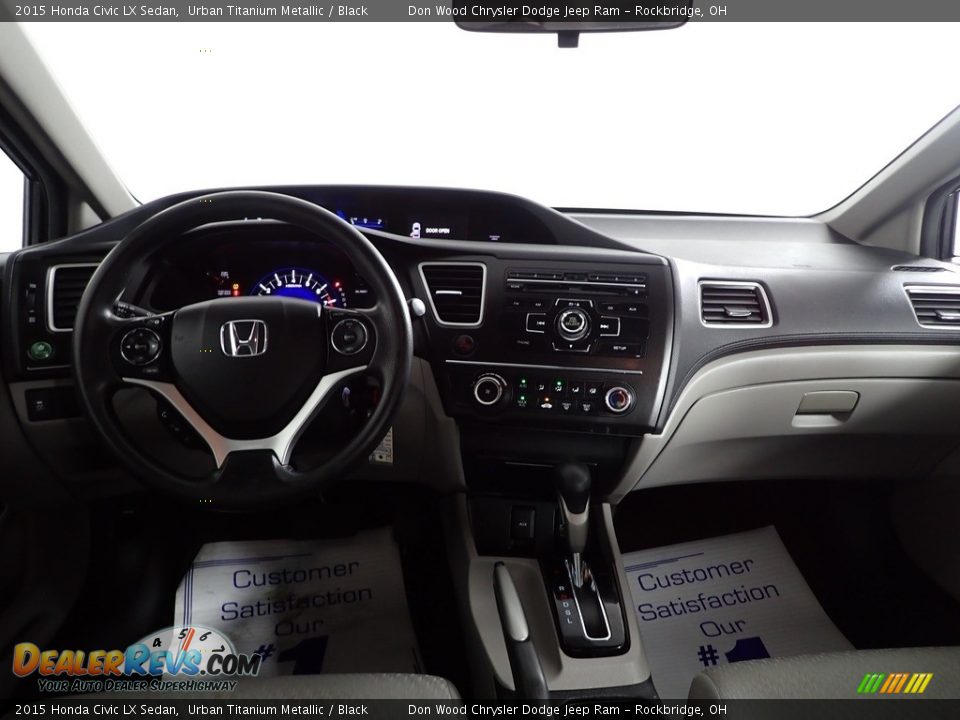 2015 Honda Civic LX Sedan Urban Titanium Metallic / Black Photo #25