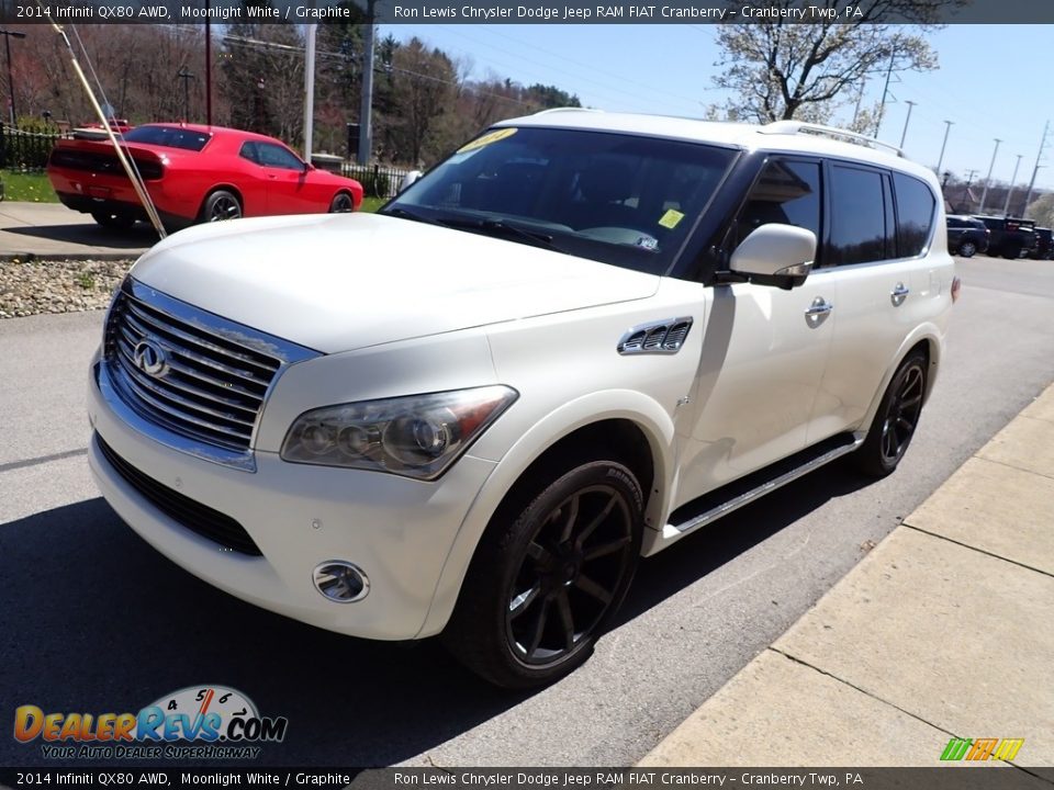 2014 Infiniti QX80 AWD Moonlight White / Graphite Photo #4