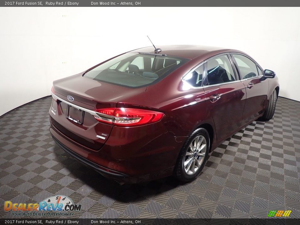 2017 Ford Fusion SE Ruby Red / Ebony Photo #15
