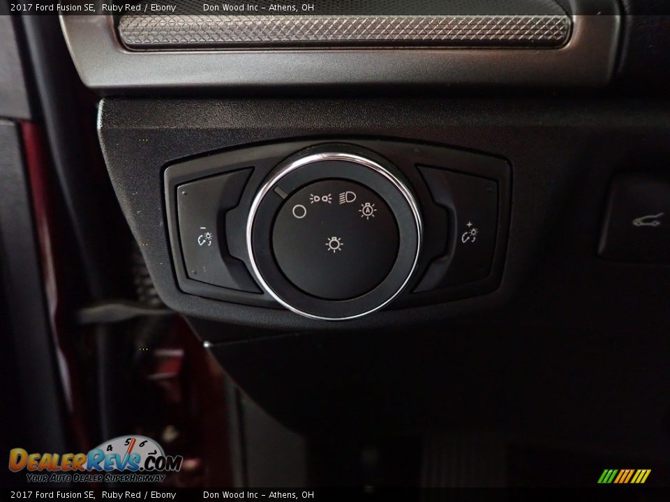 2017 Ford Fusion SE Ruby Red / Ebony Photo #27