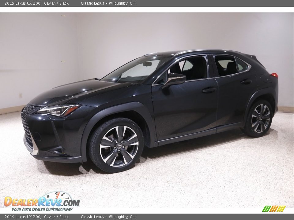 Front 3/4 View of 2019 Lexus UX 200 Photo #3