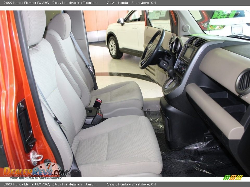 2009 Honda Element EX AWD Citrus Fire Metallic / Titanium Photo #16