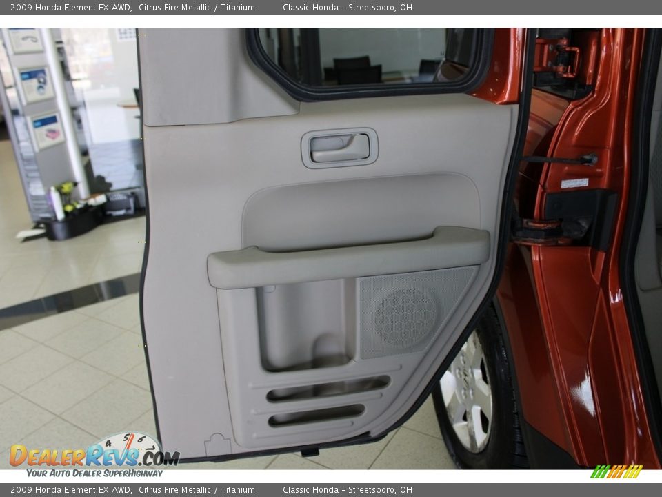 2009 Honda Element EX AWD Citrus Fire Metallic / Titanium Photo #18