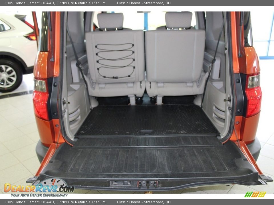 2009 Honda Element EX AWD Citrus Fire Metallic / Titanium Photo #24