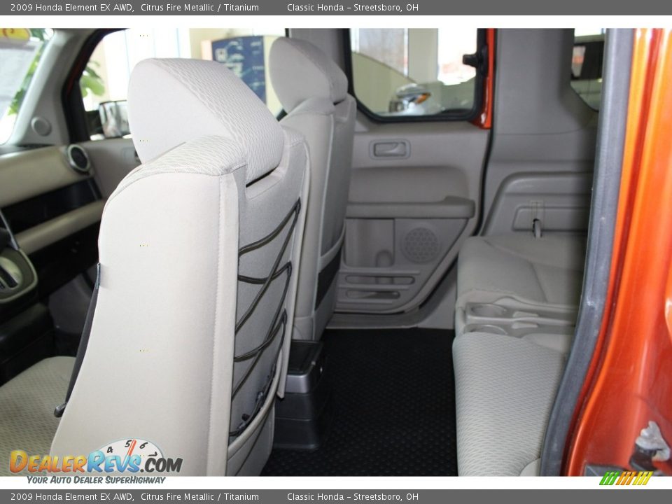 2009 Honda Element EX AWD Citrus Fire Metallic / Titanium Photo #30