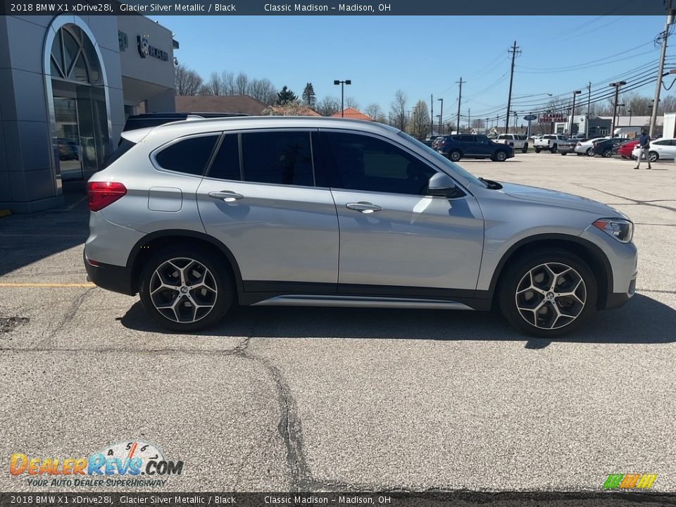 2018 BMW X1 xDrive28i Glacier Silver Metallic / Black Photo #10
