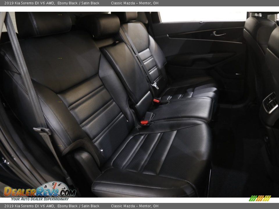 Rear Seat of 2019 Kia Sorento EX V6 AWD Photo #17