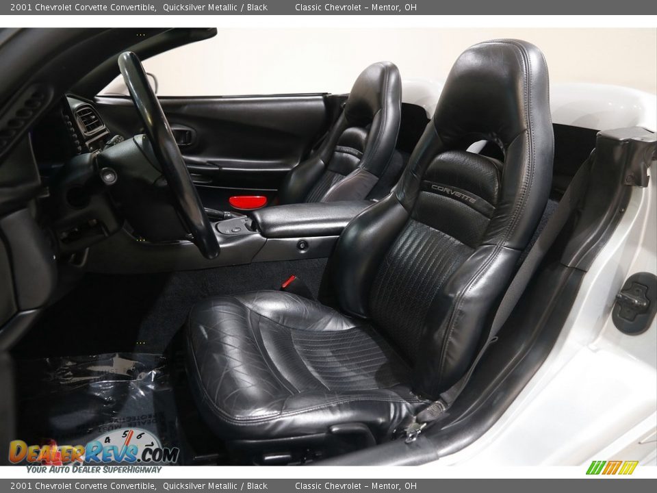 Front Seat of 2001 Chevrolet Corvette Convertible Photo #7