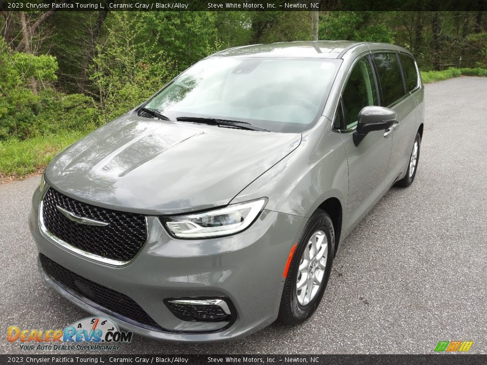 2023 Chrysler Pacifica Touring L Ceramic Gray / Black/Alloy Photo #2