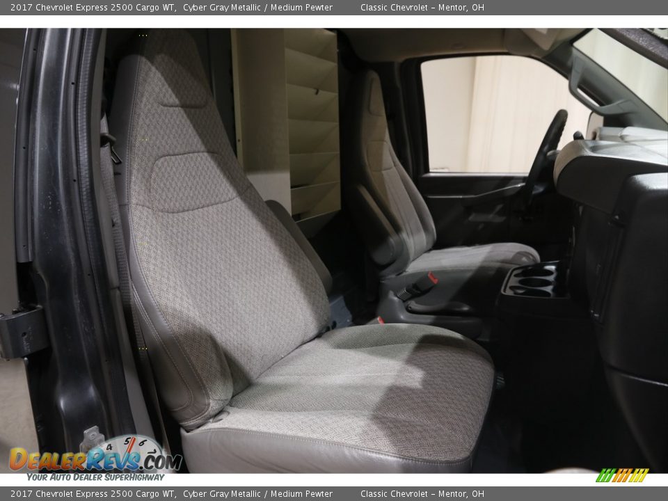 2017 Chevrolet Express 2500 Cargo WT Cyber Gray Metallic / Medium Pewter Photo #11