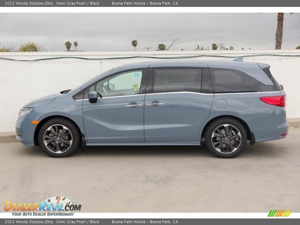 Sonic Gray Pearl 2023 Honda Odyssey Elite Photo #4