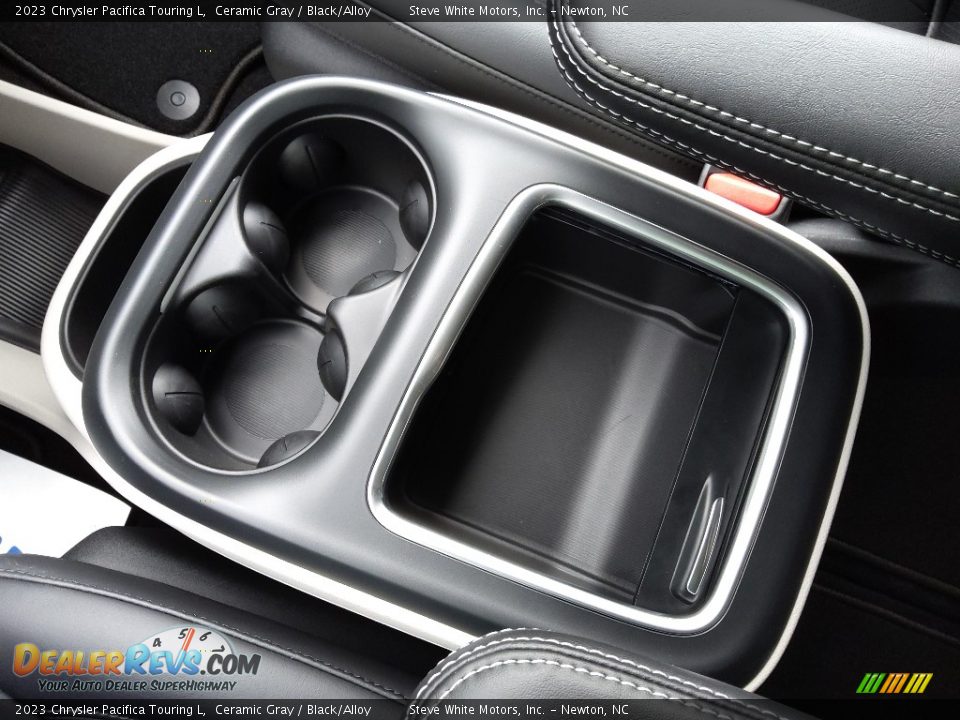 2023 Chrysler Pacifica Touring L Ceramic Gray / Black/Alloy Photo #30