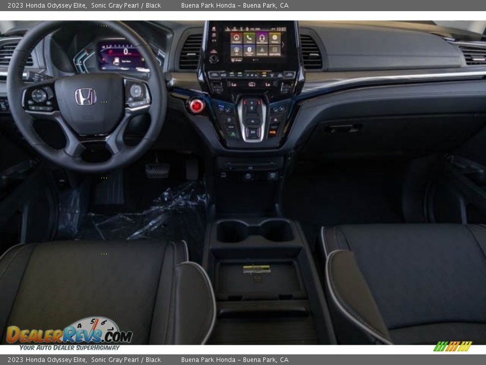 Dashboard of 2023 Honda Odyssey Elite Photo #17