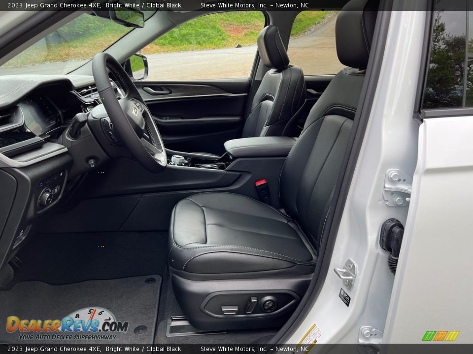 Front Seat of 2023 Jeep Grand Cherokee 4XE Photo #16