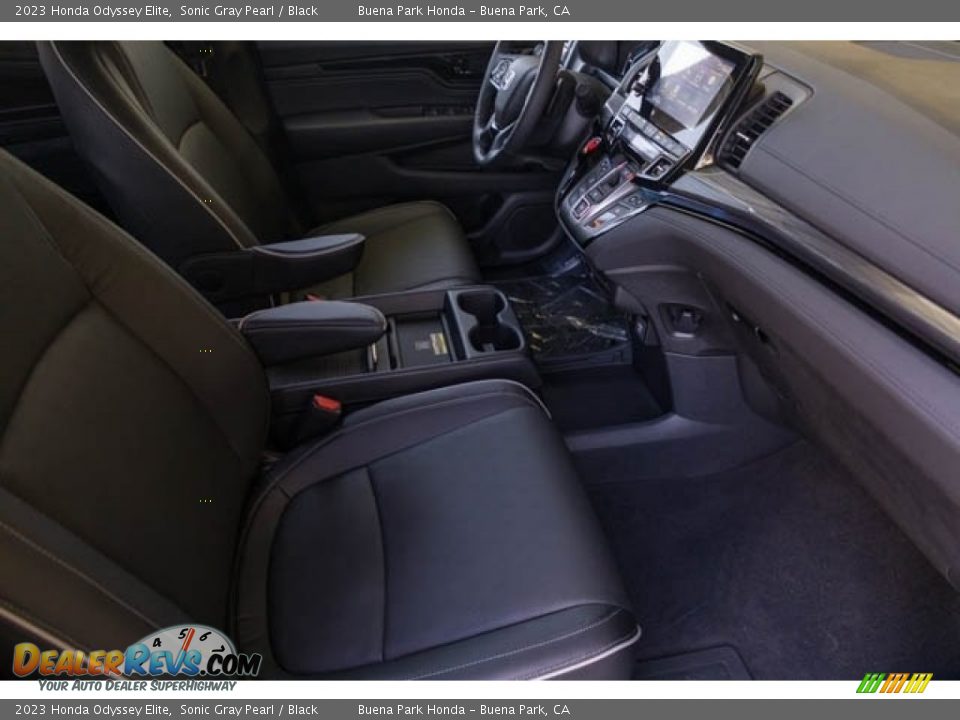 2023 Honda Odyssey Elite Sonic Gray Pearl / Black Photo #36