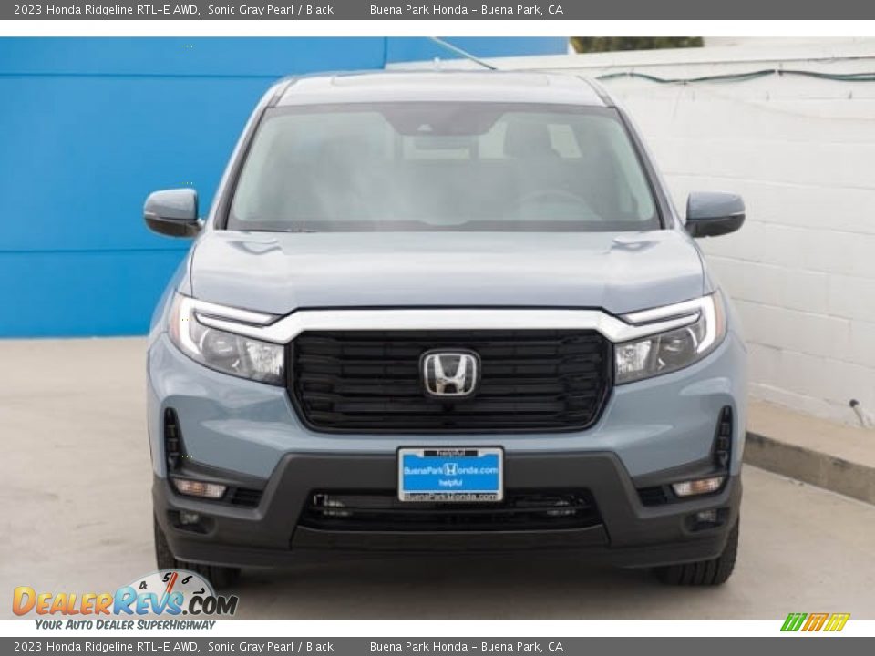 2023 Honda Ridgeline RTL-E AWD Sonic Gray Pearl / Black Photo #3