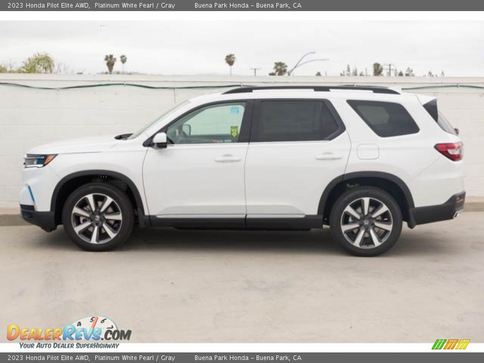 2023 Honda Pilot Elite AWD Platinum White Pearl / Gray Photo #4