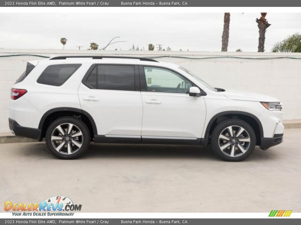 2023 Honda Pilot Elite AWD Platinum White Pearl / Gray Photo #8