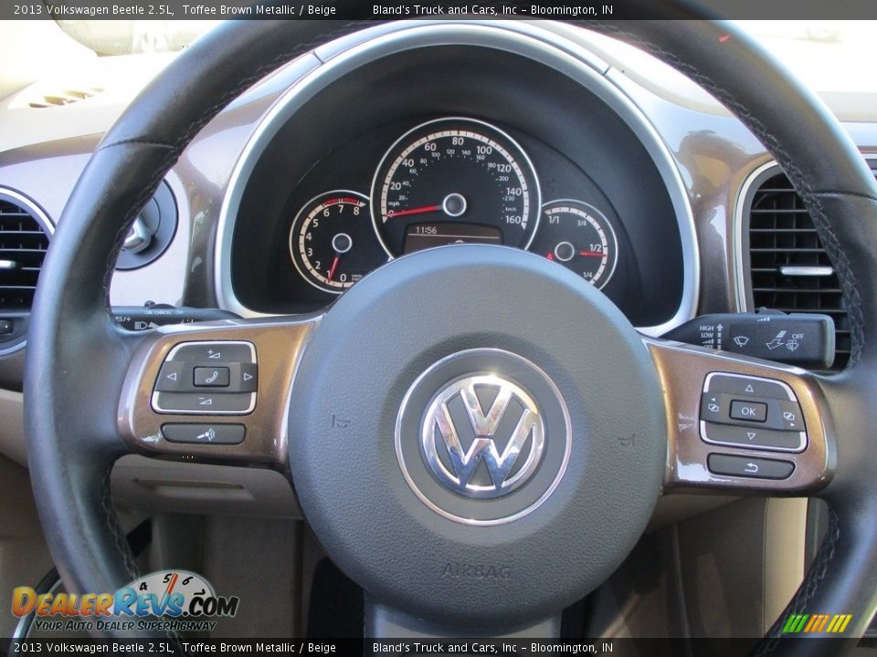 2013 Volkswagen Beetle 2.5L Toffee Brown Metallic / Beige Photo #11