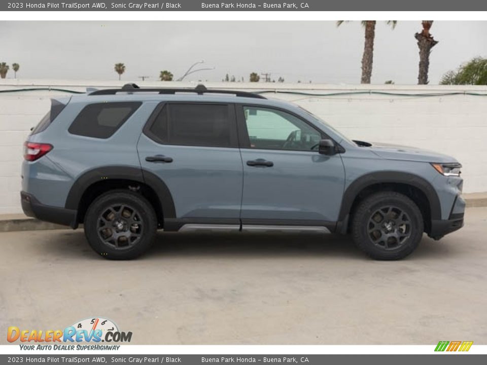 2023 Honda Pilot TrailSport AWD Sonic Gray Pearl / Black Photo #8