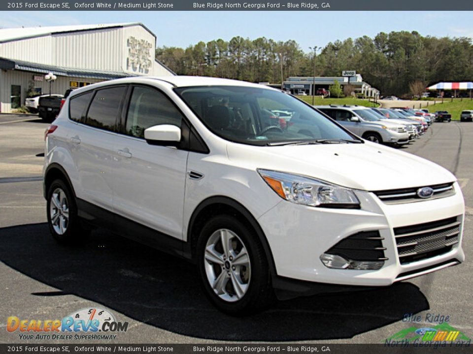 2015 Ford Escape SE Oxford White / Medium Light Stone Photo #7