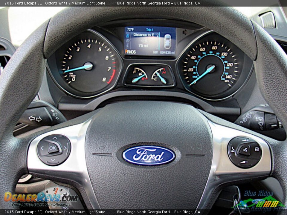 2015 Ford Escape SE Oxford White / Medium Light Stone Photo #17