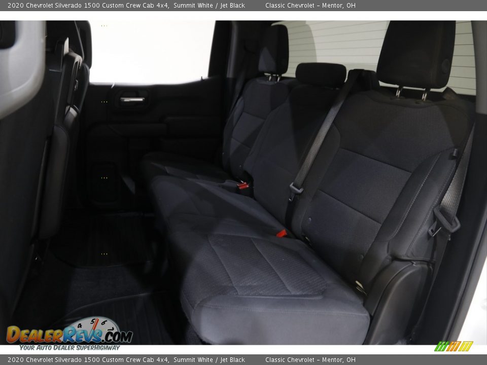 2020 Chevrolet Silverado 1500 Custom Crew Cab 4x4 Summit White / Jet Black Photo #18