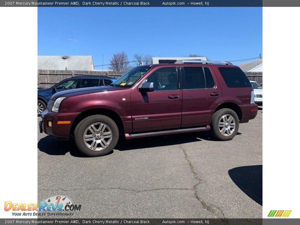 2007 Mercury Mountaineer Premier AWD Dark Cherry Metallic / Charcoal Black Photo #2