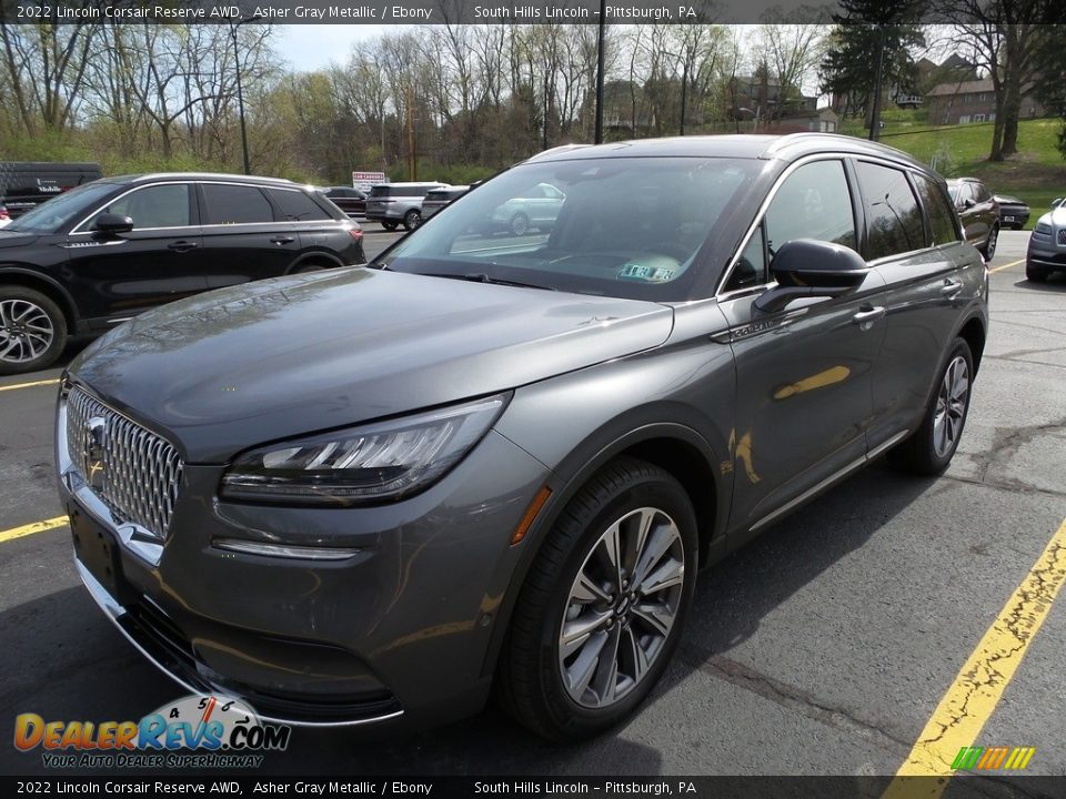 Front 3/4 View of 2022 Lincoln Corsair Reserve AWD Photo #1