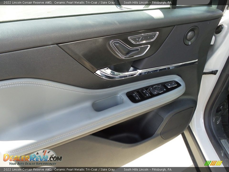 Door Panel of 2022 Lincoln Corsair Reserve AWD Photo #19