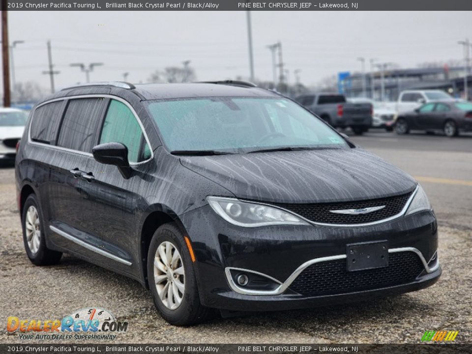 2019 Chrysler Pacifica Touring L Brilliant Black Crystal Pearl / Black/Alloy Photo #3