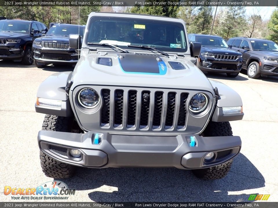 2023 Jeep Wrangler Unlimited Rubicon 4XE Hybrid Sting-Gray / Black Photo #8