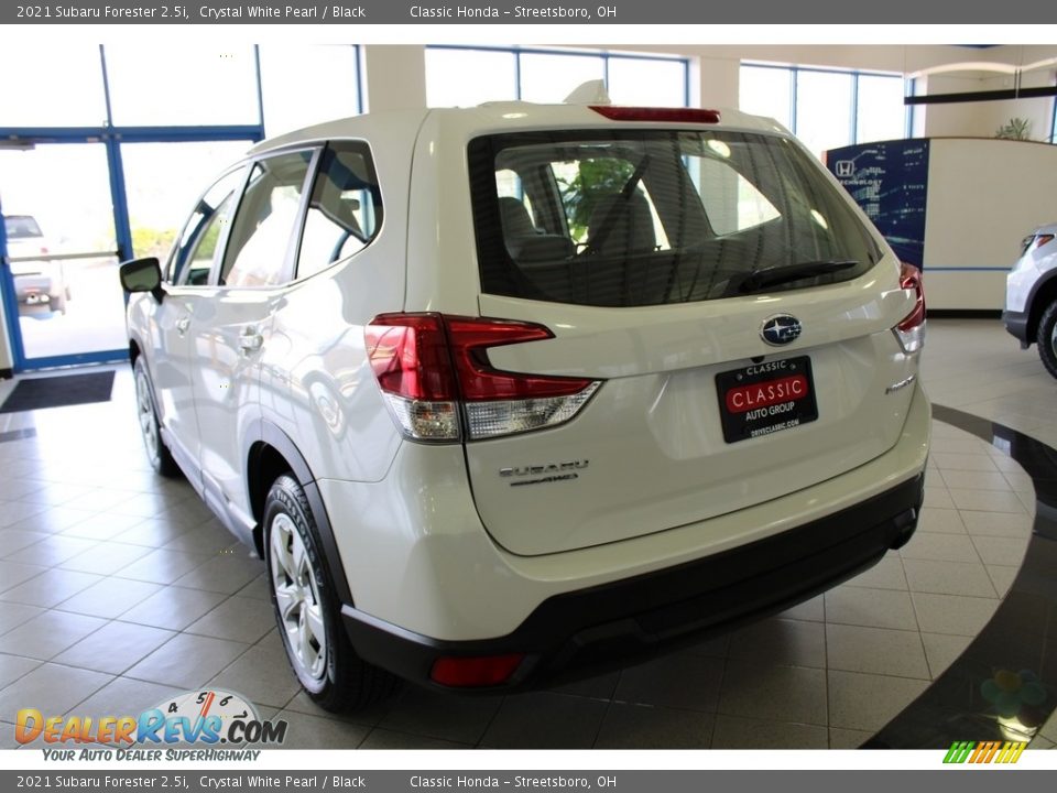 2021 Subaru Forester 2.5i Crystal White Pearl / Black Photo #11