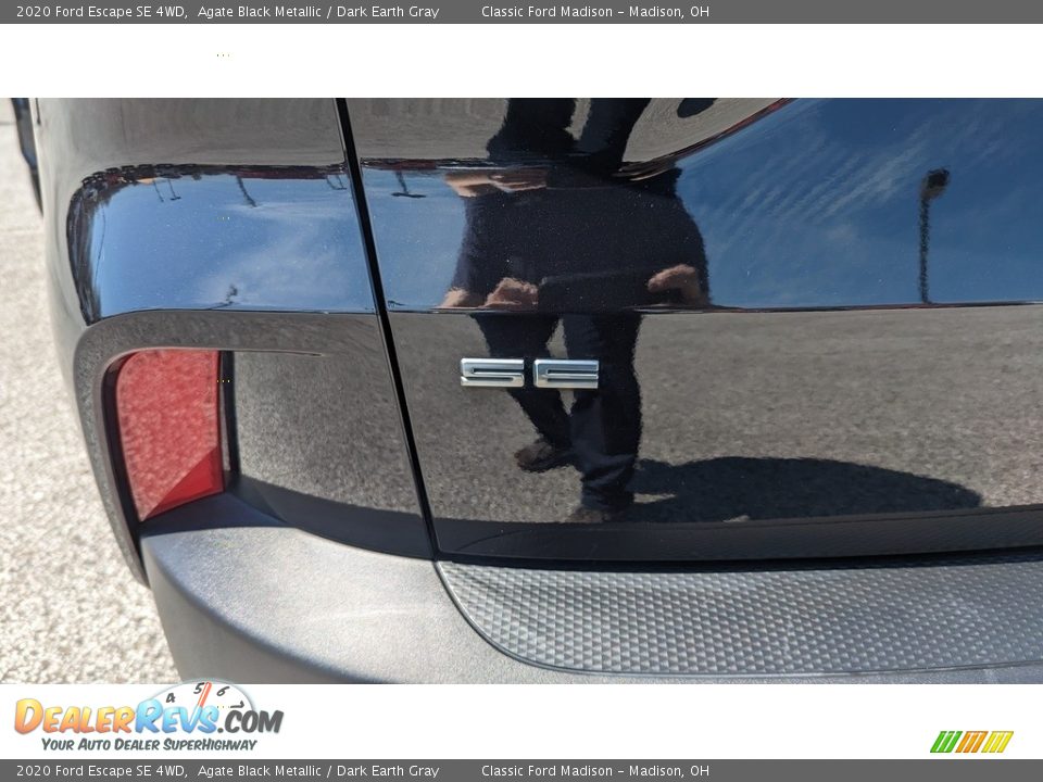 2020 Ford Escape SE 4WD Agate Black Metallic / Dark Earth Gray Photo #22