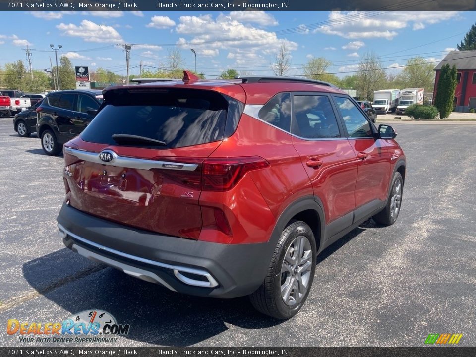 2021 Kia Seltos S AWD Mars Orange / Black Photo #8