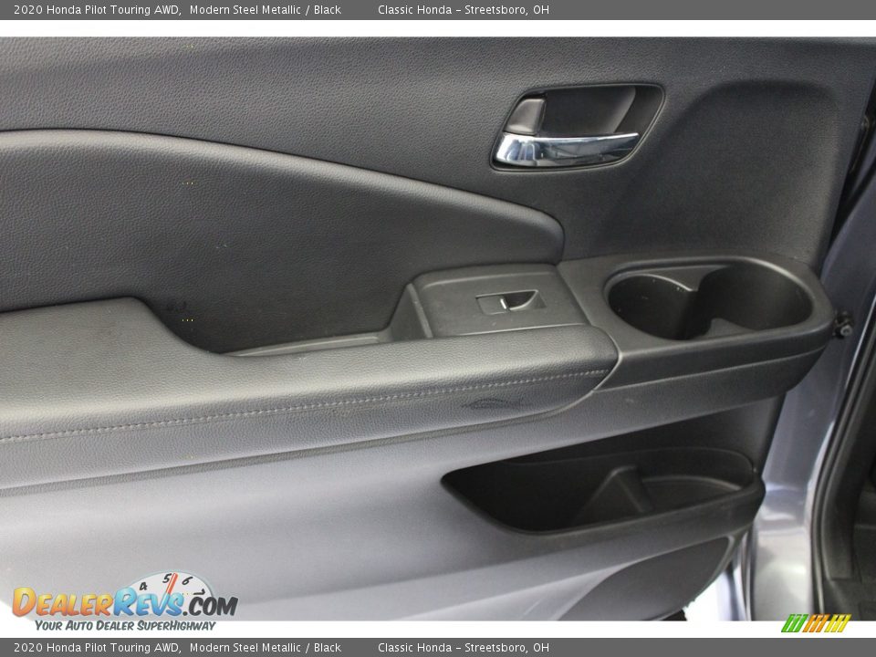2020 Honda Pilot Touring AWD Modern Steel Metallic / Black Photo #33