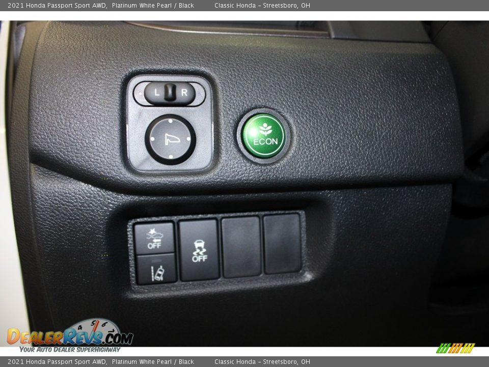 2021 Honda Passport Sport AWD Platinum White Pearl / Black Photo #28