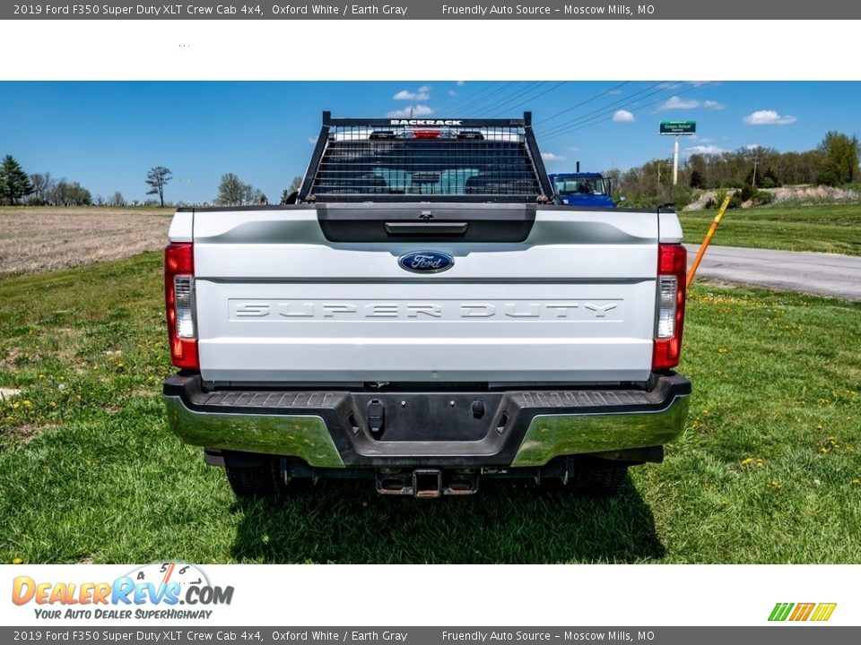 2019 Ford F350 Super Duty XLT Crew Cab 4x4 Oxford White / Earth Gray Photo #5