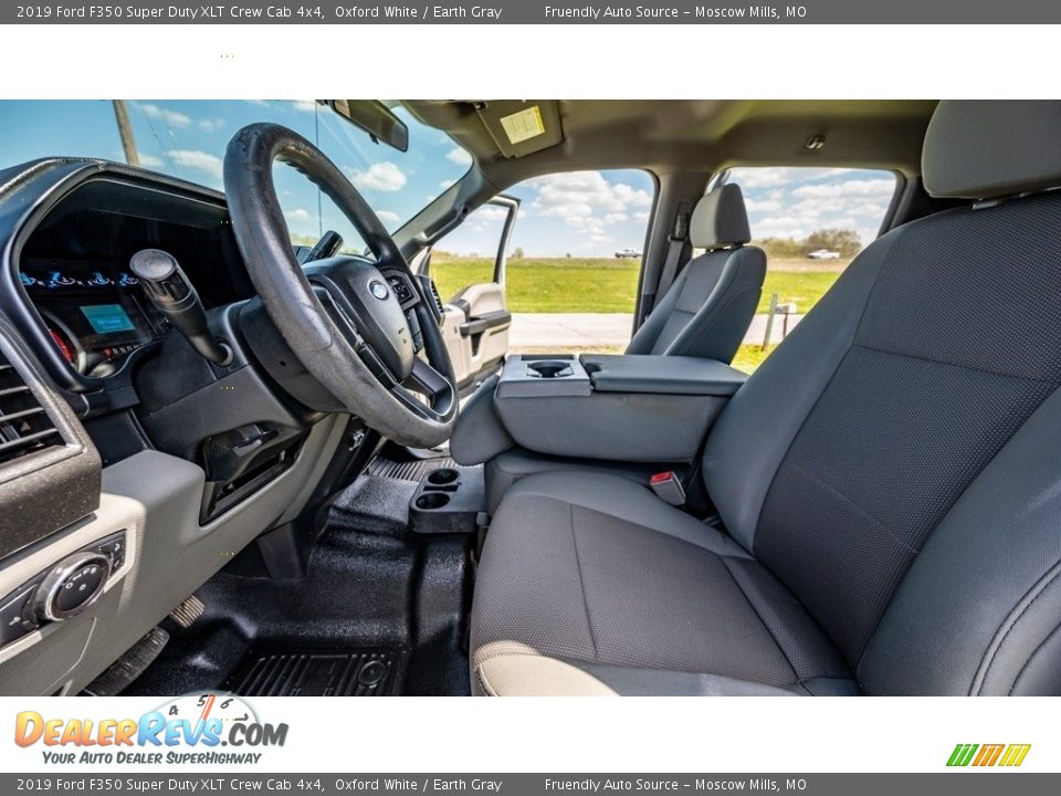 2019 Ford F350 Super Duty XLT Crew Cab 4x4 Oxford White / Earth Gray Photo #18