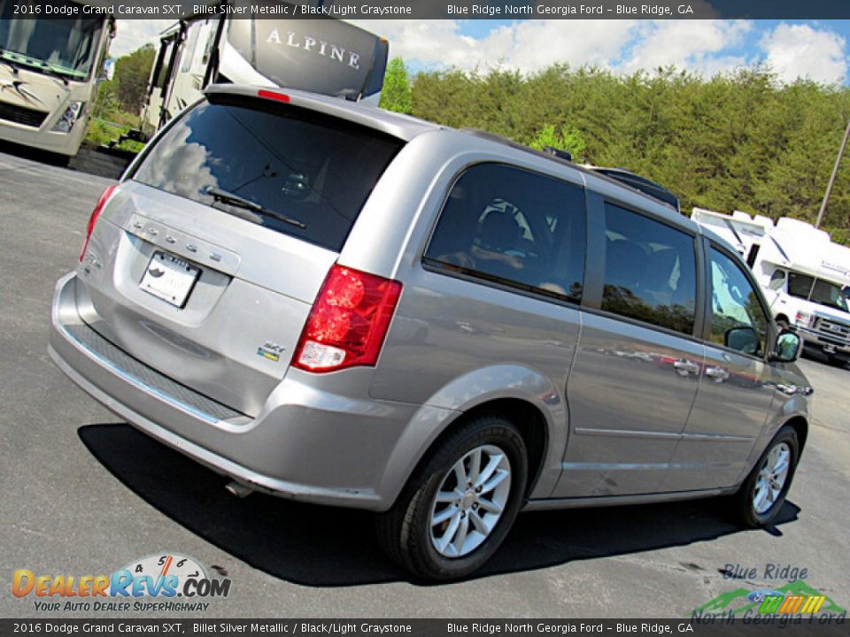 2016 Dodge Grand Caravan SXT Billet Silver Metallic / Black/Light Graystone Photo #25