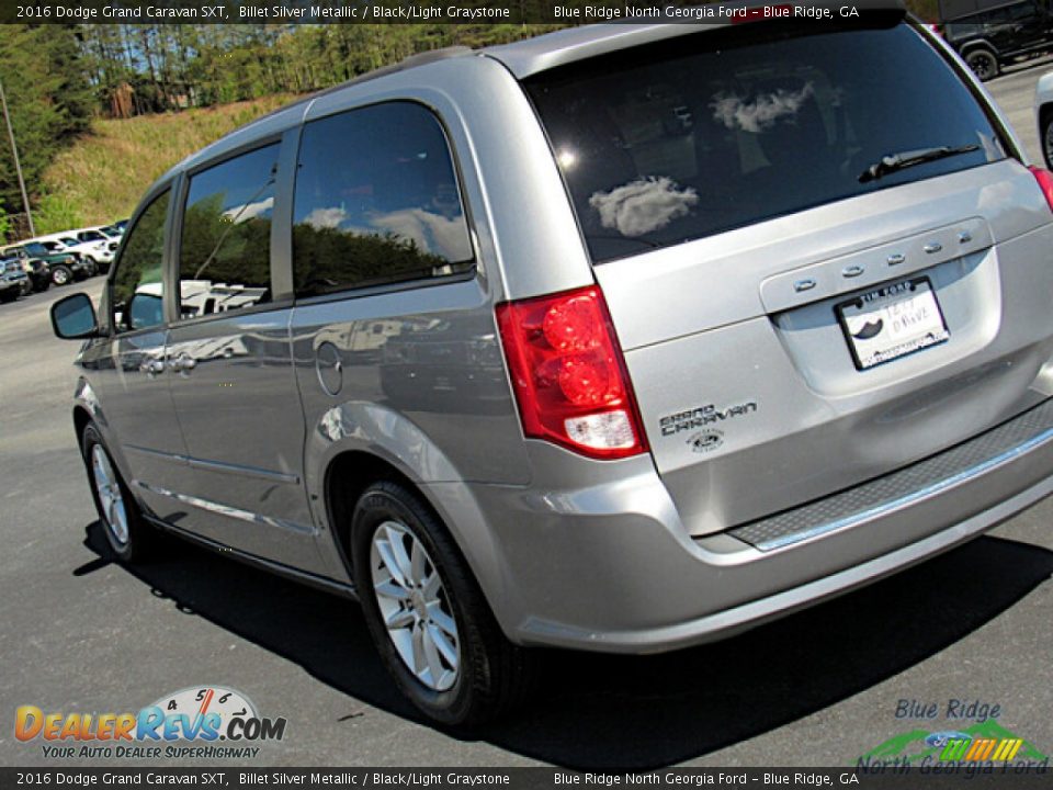 2016 Dodge Grand Caravan SXT Billet Silver Metallic / Black/Light Graystone Photo #26