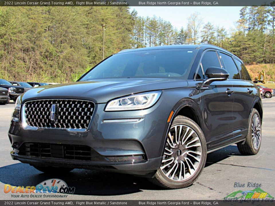 Front 3/4 View of 2022 Lincoln Corsair Grand Touring AWD Photo #1