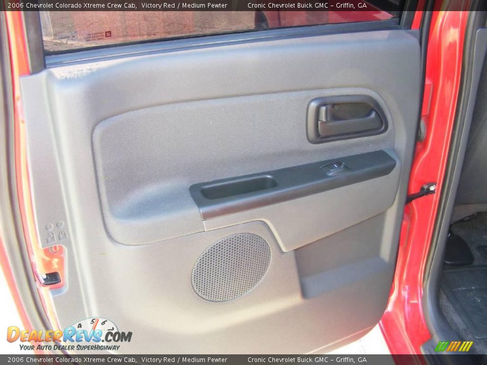 2006 Chevrolet Colorado Xtreme Crew Cab Victory Red / Medium Pewter Photo #16