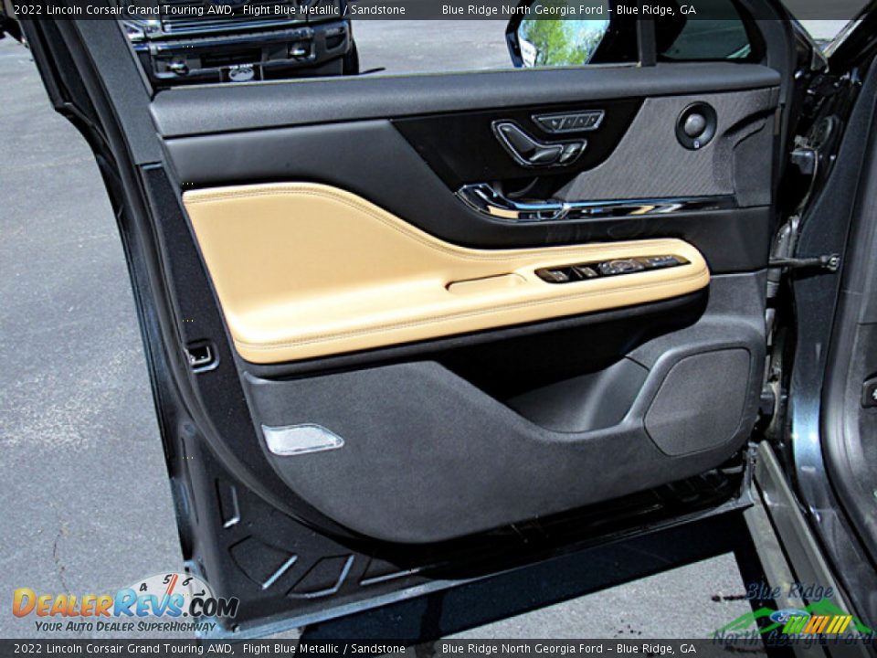 Door Panel of 2022 Lincoln Corsair Grand Touring AWD Photo #10