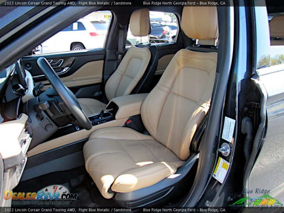 Front Seat of 2022 Lincoln Corsair Grand Touring AWD Photo #11