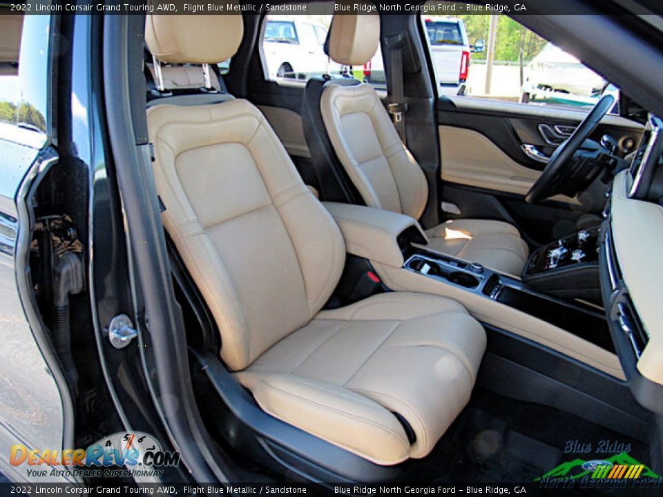 Front Seat of 2022 Lincoln Corsair Grand Touring AWD Photo #12