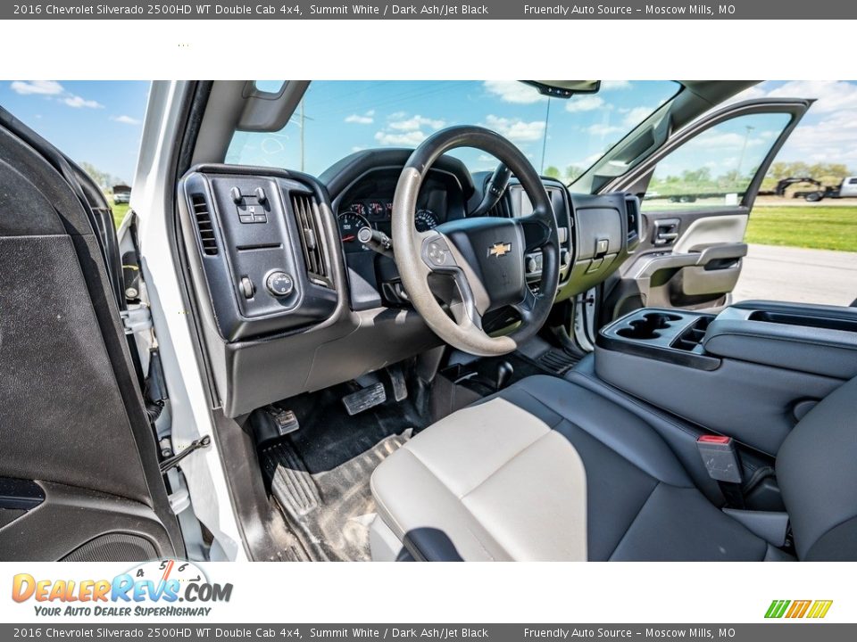 2016 Chevrolet Silverado 2500HD WT Double Cab 4x4 Summit White / Dark Ash/Jet Black Photo #19