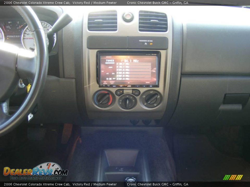 2006 Chevrolet Colorado Xtreme Crew Cab Victory Red / Medium Pewter Photo #23