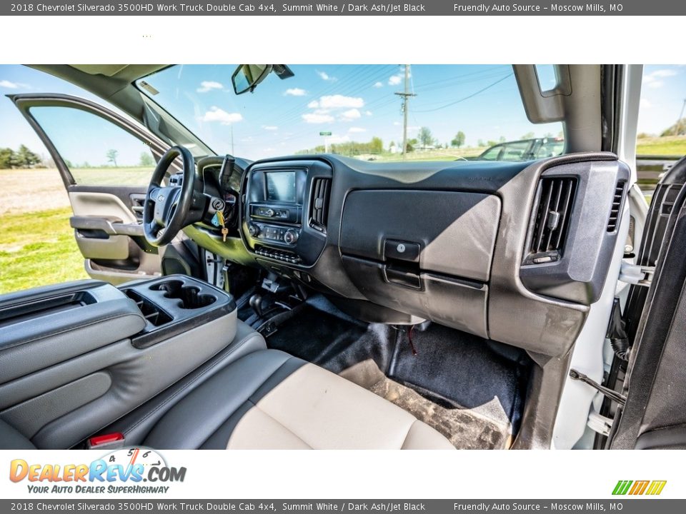 Dashboard of 2018 Chevrolet Silverado 3500HD Work Truck Double Cab 4x4 Photo #23